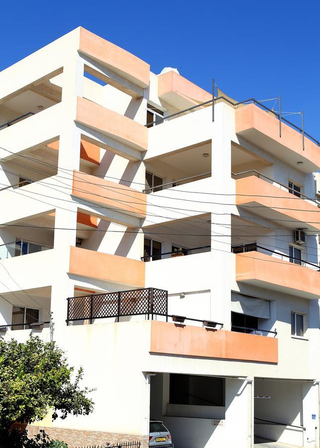 Penelope Court Apartment 102 Lárnaka Kültér fotó